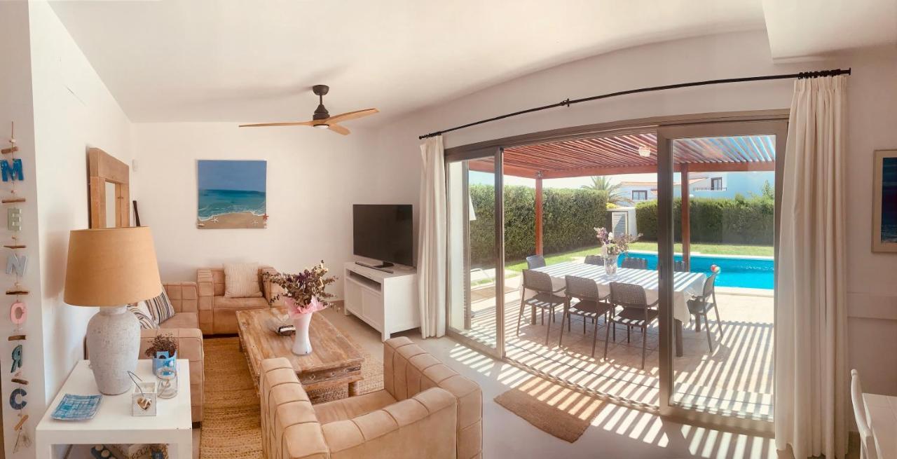 Villa Lauvic Cala'N Bosch  Extérieur photo