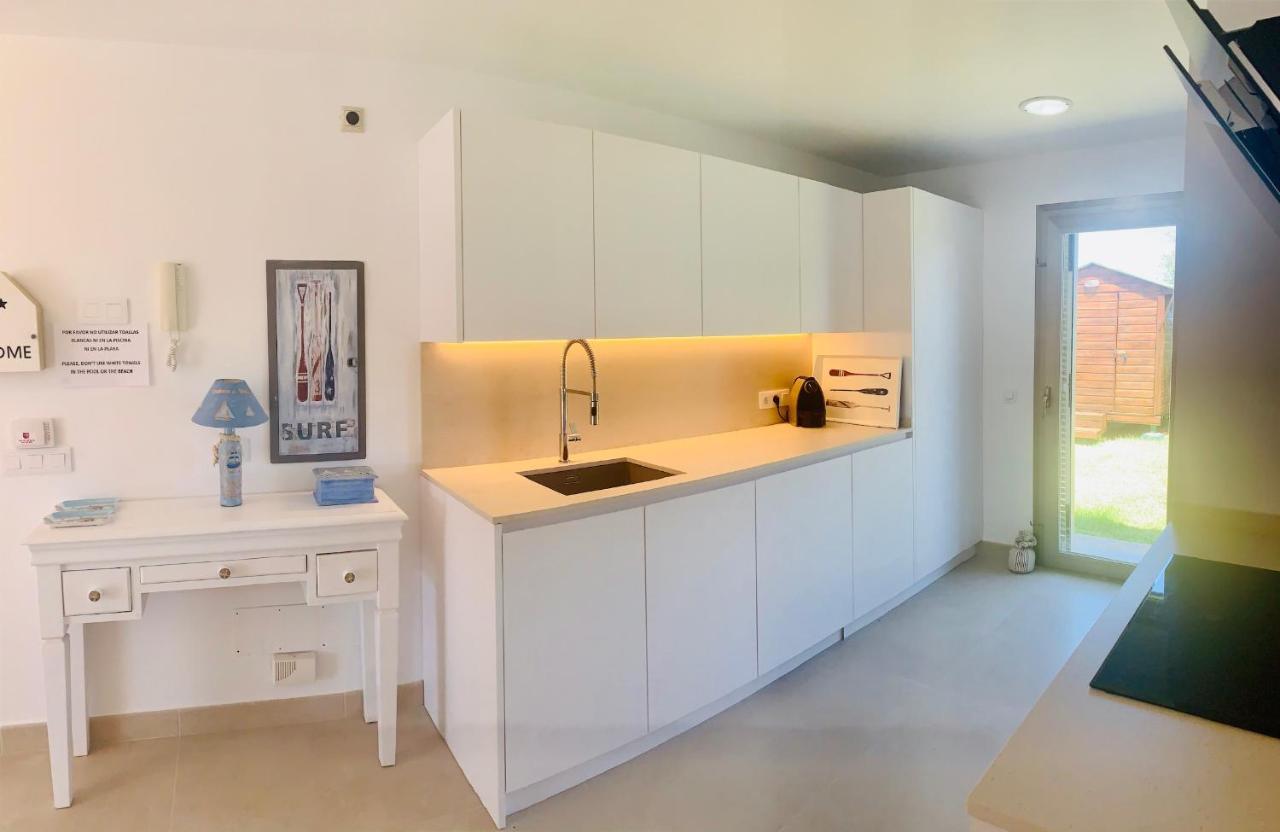 Villa Lauvic Cala'N Bosch  Extérieur photo