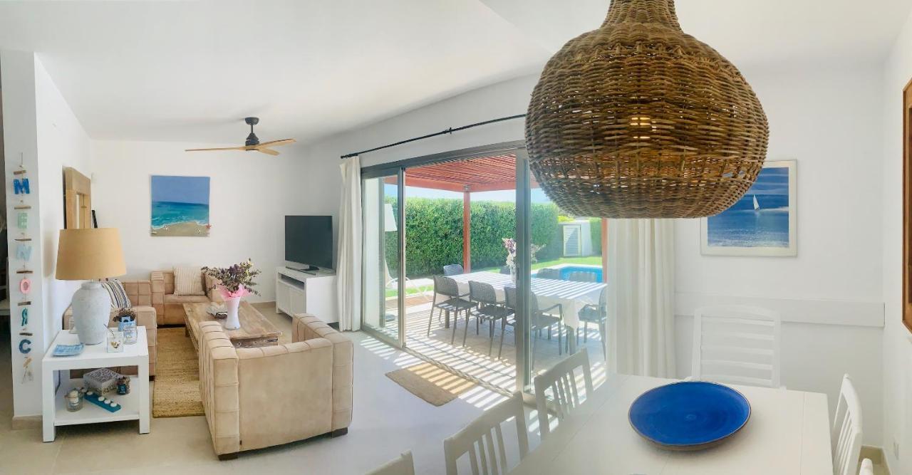 Villa Lauvic Cala'N Bosch  Extérieur photo