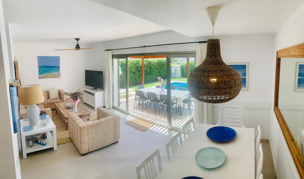 Villa Lauvic Cala'N Bosch  Extérieur photo