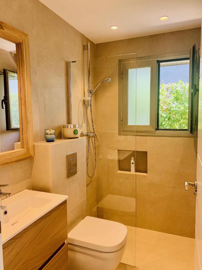 Villa Lauvic Cala'N Bosch  Extérieur photo